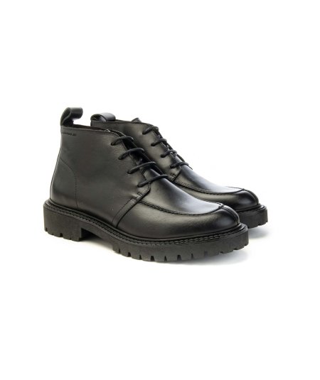 Stivaletto Classico in Pelle con Suola Carrarmato Uomo