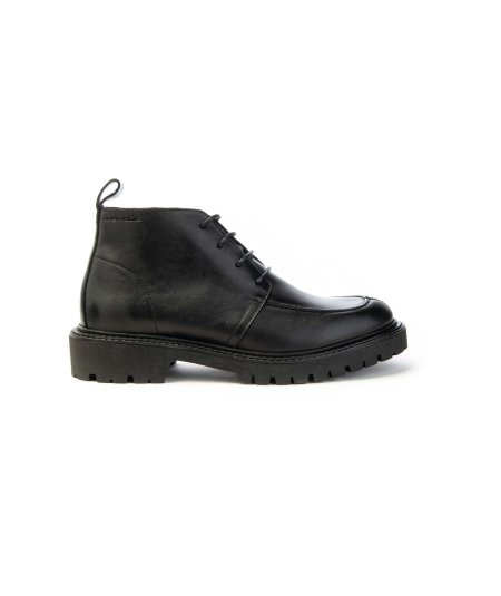 Stivaletto Classico in Pelle con Suola Carrarmato Uomo