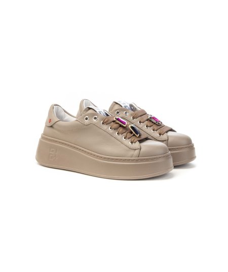 Sneakers GIO+ PIA 246A in pelle malto con dettagli gioiello Donna